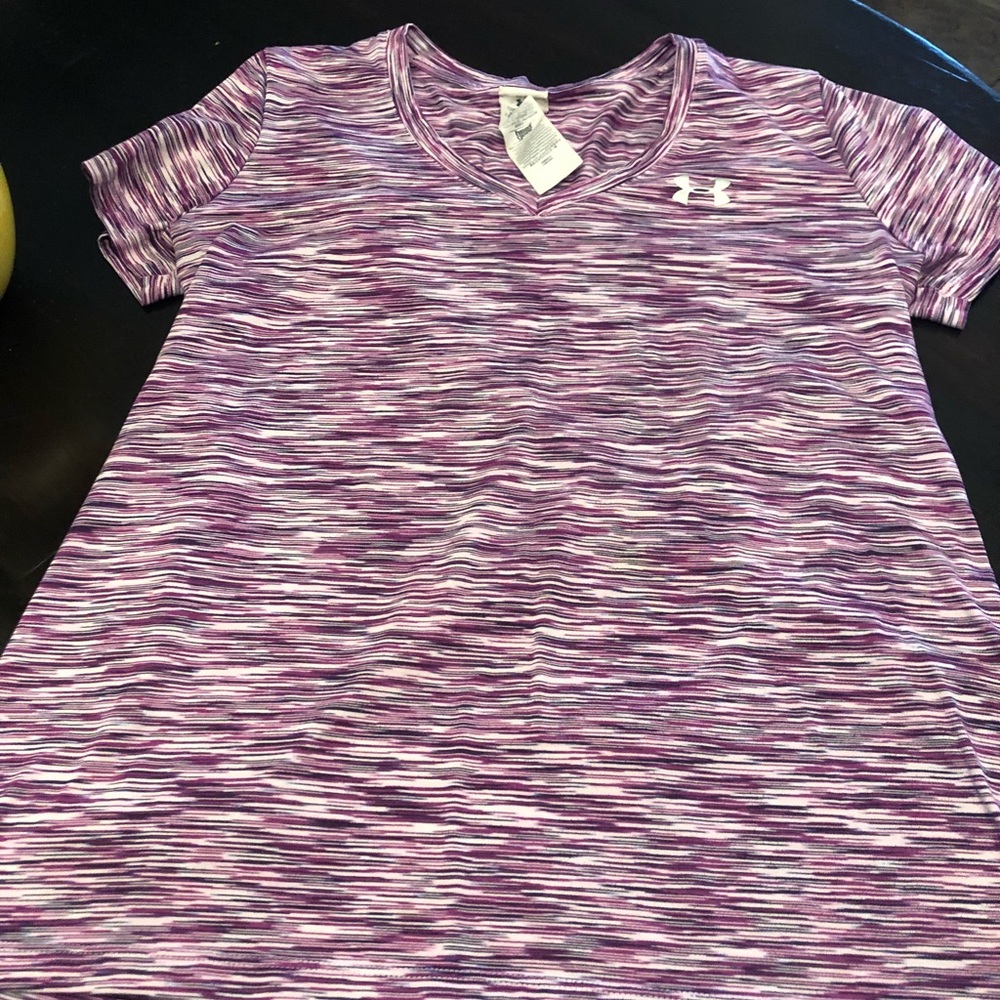 Multi colored short sleeve T-shirt